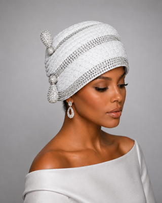 juy-800-White Silver Quilted Pillbox