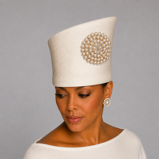 JUY-587 White Straw Asymmetrical Pillbox